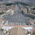 A 5\' Dai Musei Vaticani E 3\' Dalla Metro