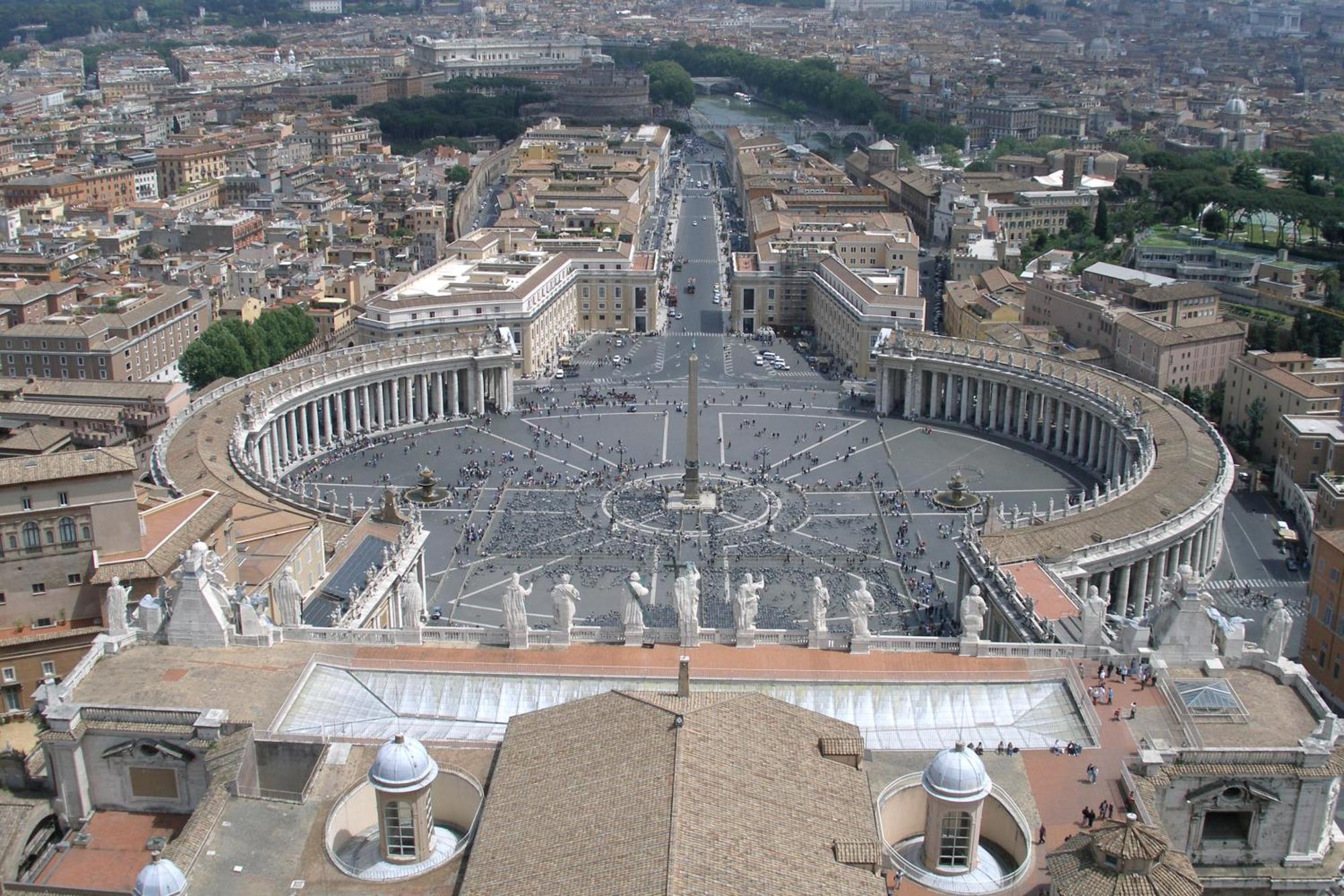 A 5' Dai Musei Vaticani E 3' Dalla Metro